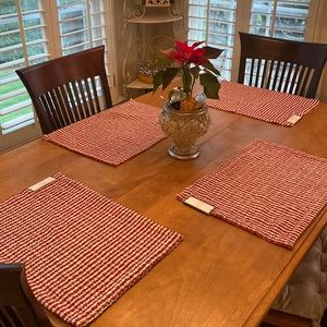 Threshold Christmas Placemats (4) NWT